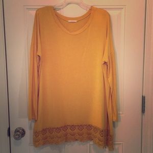 Boutique tunic with crochet lace detail